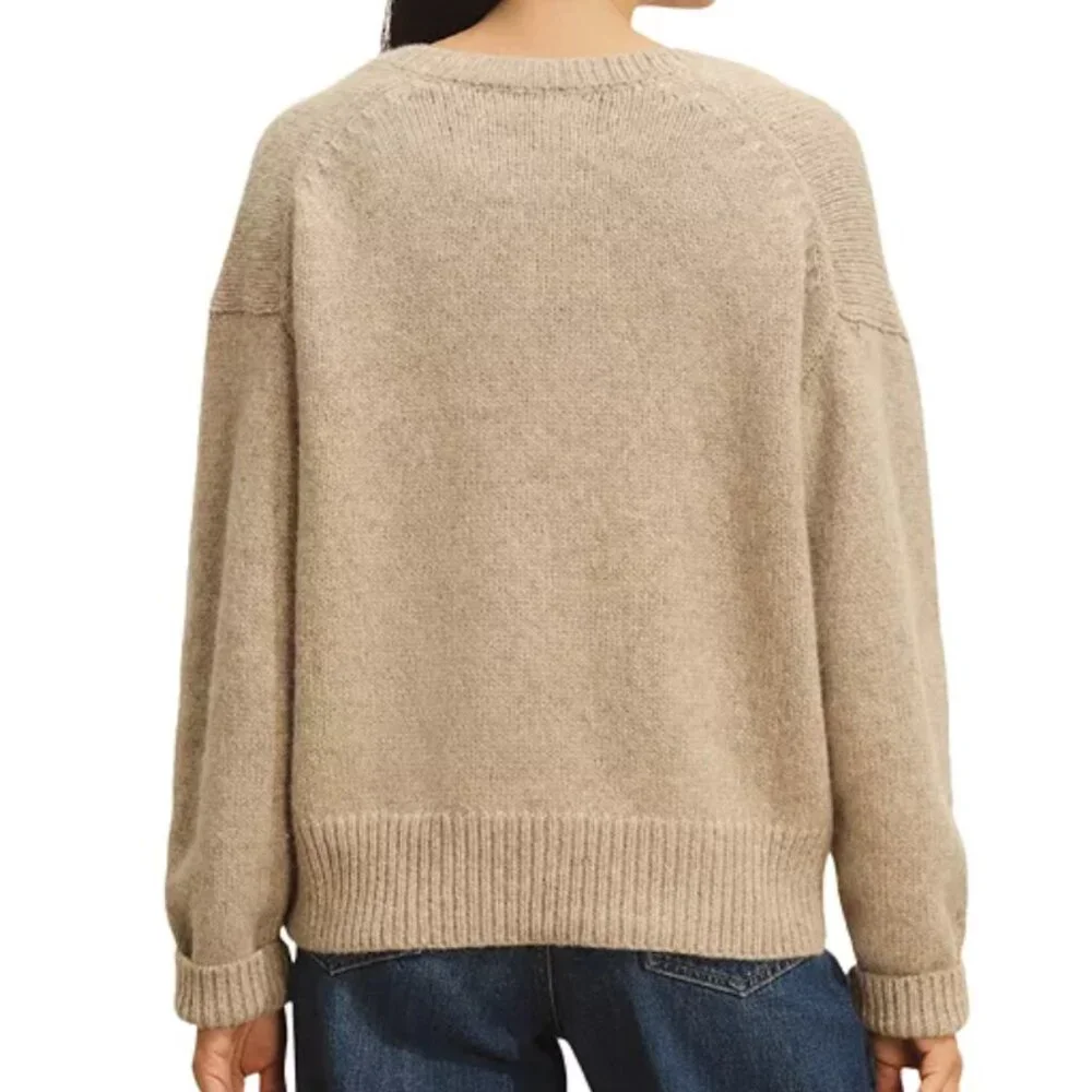 Buck Mason Highland Alpaca Boxy V-Neck Heather Khaki Size  XL - Picture 4 of 10